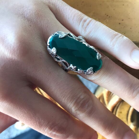 Genuine Onyx Sterling Silver Cocktail Ring Size 7 - Picture 1 of 7